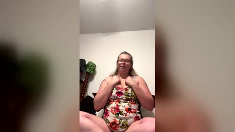 Snapshot of bunniejean chatting on May 12, 9:01 pm bunniejean online show from May 12, 9:01 pm