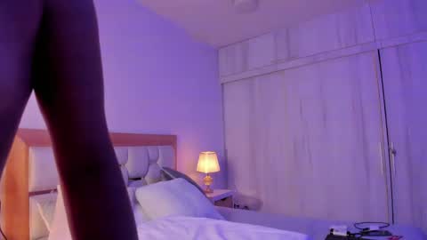 Snapshot of bunny_blush1 chatting on April 11, 7:29 pm bunny_blush1 online show from April 11, 7:29 pm