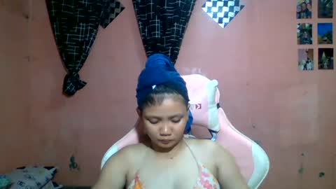 bunny_flower18 online show from June 19, 7:34 am