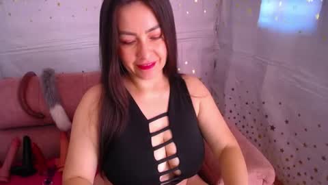 NINA online show from June 24, 1:54 pm