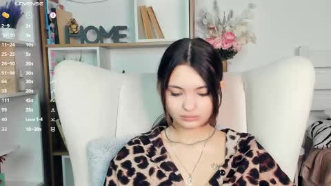Aria online show from April 30, 8:09 am