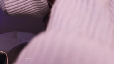 Snapshot of bunny_tsukino chatting on November 20, 4:23 am B U N N Y online show from November 20, 4:23 am