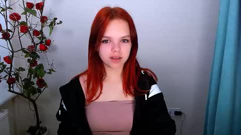 Snapshot of bunnybloom_ chatting on October 16, 4:13 am Ariel online show from October 16, 4:13 am