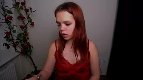 Ariel online show from March 4, 9:54 pm