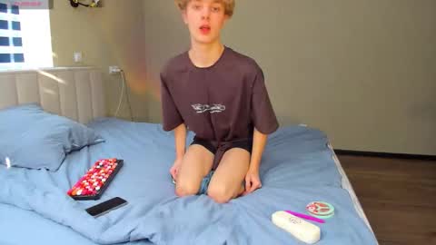 BunnyBlush online show from February 28, 7:53 am