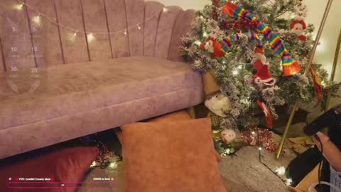 Snapshot of bunnycute_shy chatting on December 19, 12:45 pm 30 Off online show from December 19, 12:45 pm
