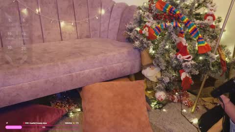 Snapshot of bunnycute_shy chatting on December 19, 3:52 pm 30 Off online show from December 19, 3:52 pm