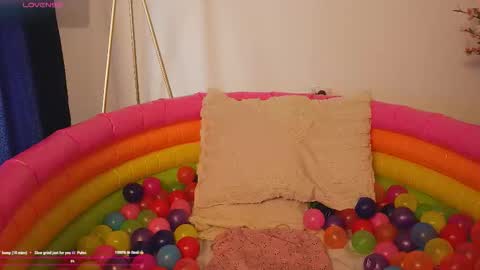 Snapshot of bunnycute_shy chatting on October 8, 2:47 pm 30 Off online show from October 8, 2:47 pm