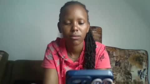 bunnydiva_ online show from April 27, 4:32 am