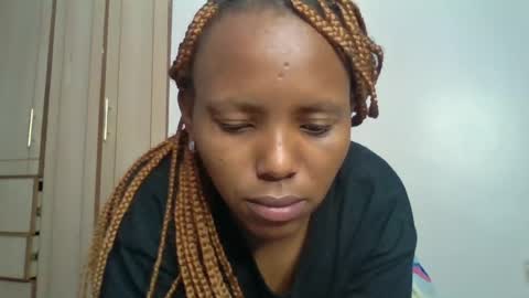 bunnydiva_ online show from July 16, 6:30 am