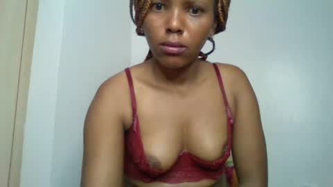 bunnydiva_ online show from July 23, 12:35 am