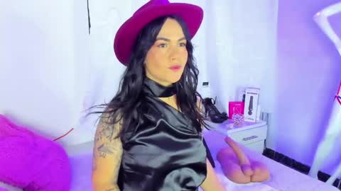 Snapshot of bunnykat_ chatting on April 17, 3:20 am katerine payne online show from April 17, 3:20 am