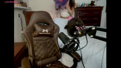 bunnynextdoor online show from June 24, 2:05 pm