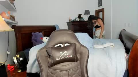 bunnynextdoor online show from July 23, 3:10 pm