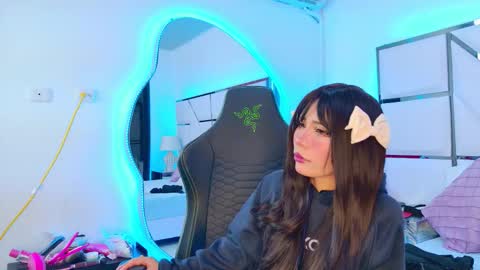 Bunny online show from February 1, 8:29 pm