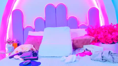Bunny online show from May 15, 3:57 am