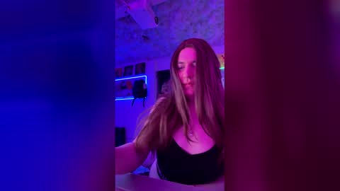 bunnyslutt online show from March 8, 12:30 am