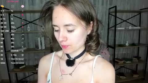 Snapshot of bunnyvice chatting on June 23, 7:34 pm Lizy online show from June 23, 7:34 pm