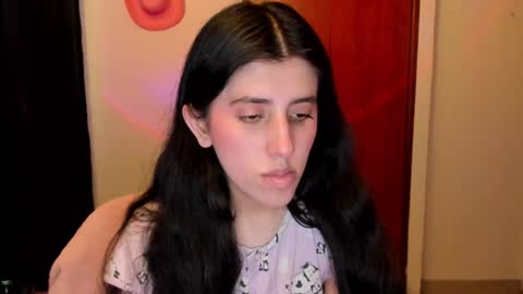 Snapshot of bunnyy09 chatting on December 4, 9:57 pm Jess online show from December 4, 9:57 pm