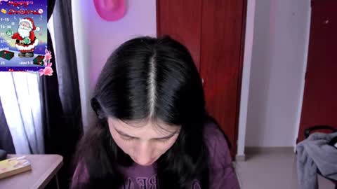 Snapshot of bunnyy09 chatting on December 23, 6:05 pm Jess online show from December 23, 6:05 pm