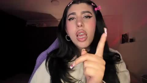 Jess online show from June 20, 2:03 am