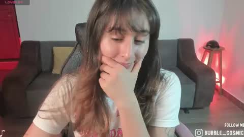Im Val Welcome to my room My instagram Bubble cosmic online show from August 1, 2:55 am