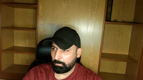 Hairy Arabian online show from September 17, 10:28 am