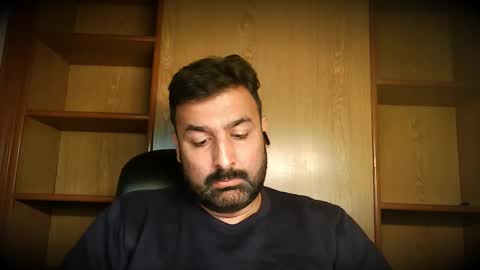 Hairy Arabian online show from November 6, 6:03 am