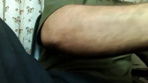 Hairy Arabian online show from July 12, 9:11 am