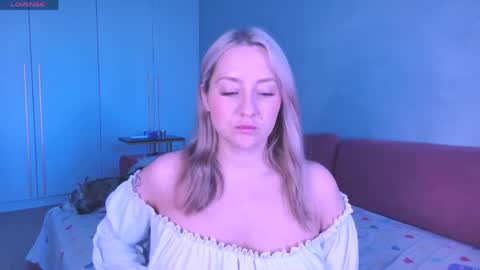 Lissa online show from May 25, 9:04 am