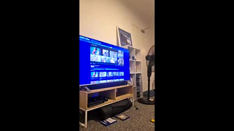 Snapshot of burra112 chatting on December 17, 11:27 am burra112 online show from December 17, 11:27 am