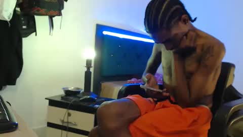 burrodelacosta online show from May 10, 2:39 am