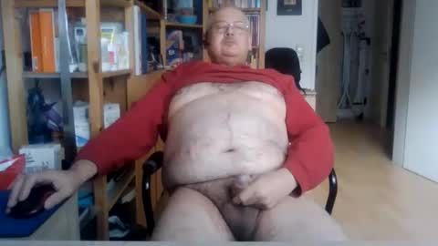 busi online show from November 12, 1:44 pm