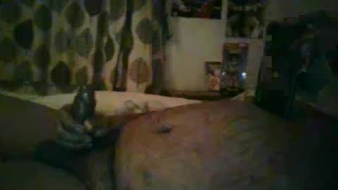 Snapshot of bustabunny chatting on March 9, 1:35 am Richabus2 online show from March 9, 1:35 am