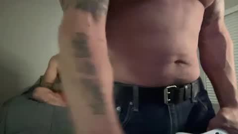 Snapshot of bustedsprockets chatting on December 9, 5:18 am Pocket Daddy cockring gaycouple cockring lovense daddy online show from December 9, 5:18 am