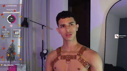 Buster independent model online show from December 21, 9:00 pm