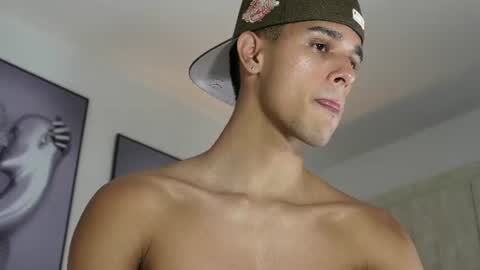 Buster independent model online show from June 23, 11:14 pm