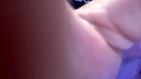 bustinyourbutt online show from November 17, 4:40 am