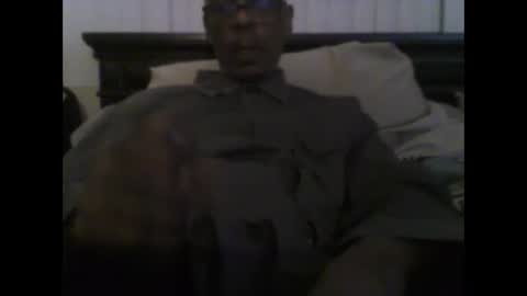 Busturgutzgd1 online show from February 4, 3:11 am