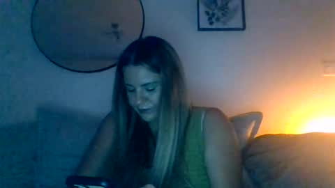 Busty-Yasmin online show from June 3, 7:08 pm