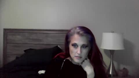 Snapshot of busybee83 chatting on September 9, 10:59 am busybee83 online show from September 9, 10:59 am