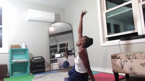 Snapshot of butt3rcup chatting on September 18, 3:41 am Goddess online show from September 18, 3:41 am