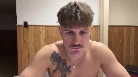 Snapshot of buzz5127 chatting on March 27, 4:40 am buzz5127 online show from March 27, 4:40 am