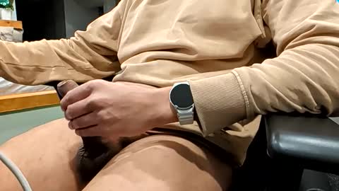 bwhatb online show from March 27, 9:14 pm