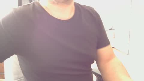 Snapshot of bydevils chatting on October 9, 8:34 am bydevils online show from October 9, 8:34 am