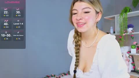 Snapshot of byteblush chatting on January 12, 8:36 am Kira online show from January 12, 8:36 am