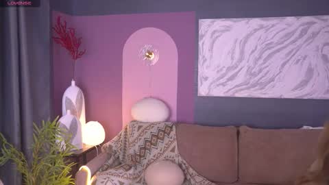 Snapshot of byteblush chatting on October 14, 12:17 pm Kira online show from October 14, 12:17 pm