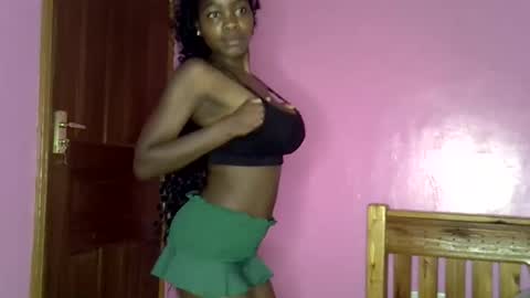 Snapshot of c_trish chatting on September 18, 8:22 pm C--trish online show from September 18, 8:22 pm