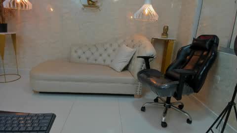 Camii Sweet  online show from April 26, 7:50 am