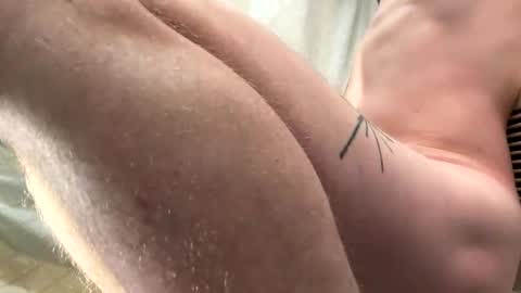 Snapshot of caballocolgado631 chatting on November 2, 11:07 pm Alex online show from November 2, 11:07 pm